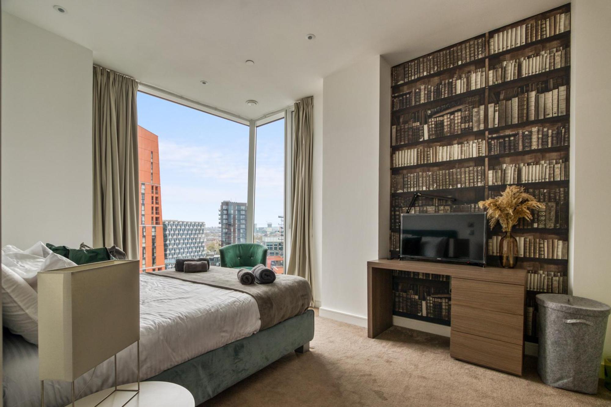 Stunning 360º View Luxurious Penthouse Daire Londra Dış mekan fotoğraf
