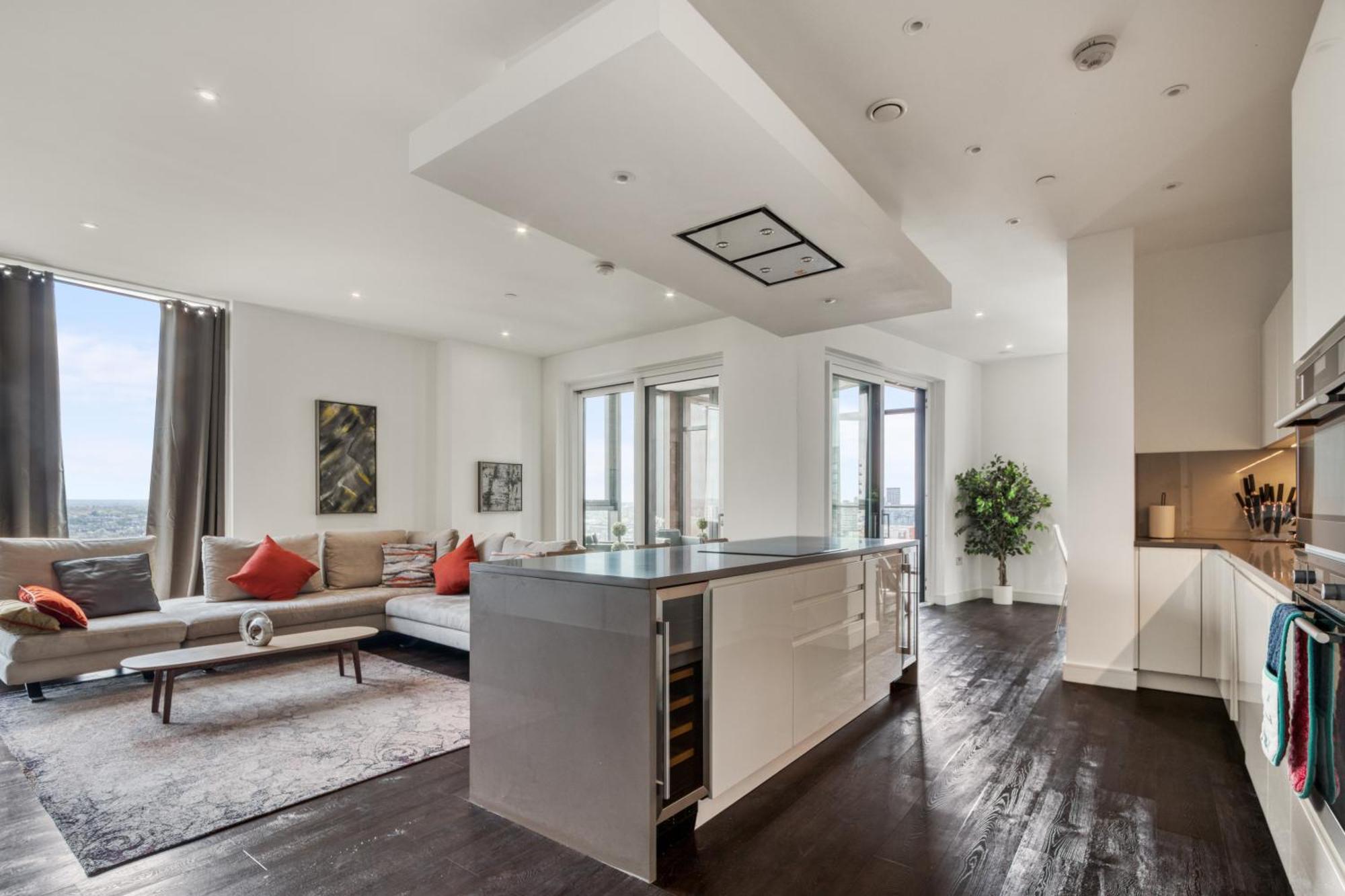 Stunning 360º View Luxurious Penthouse Daire Londra Dış mekan fotoğraf
