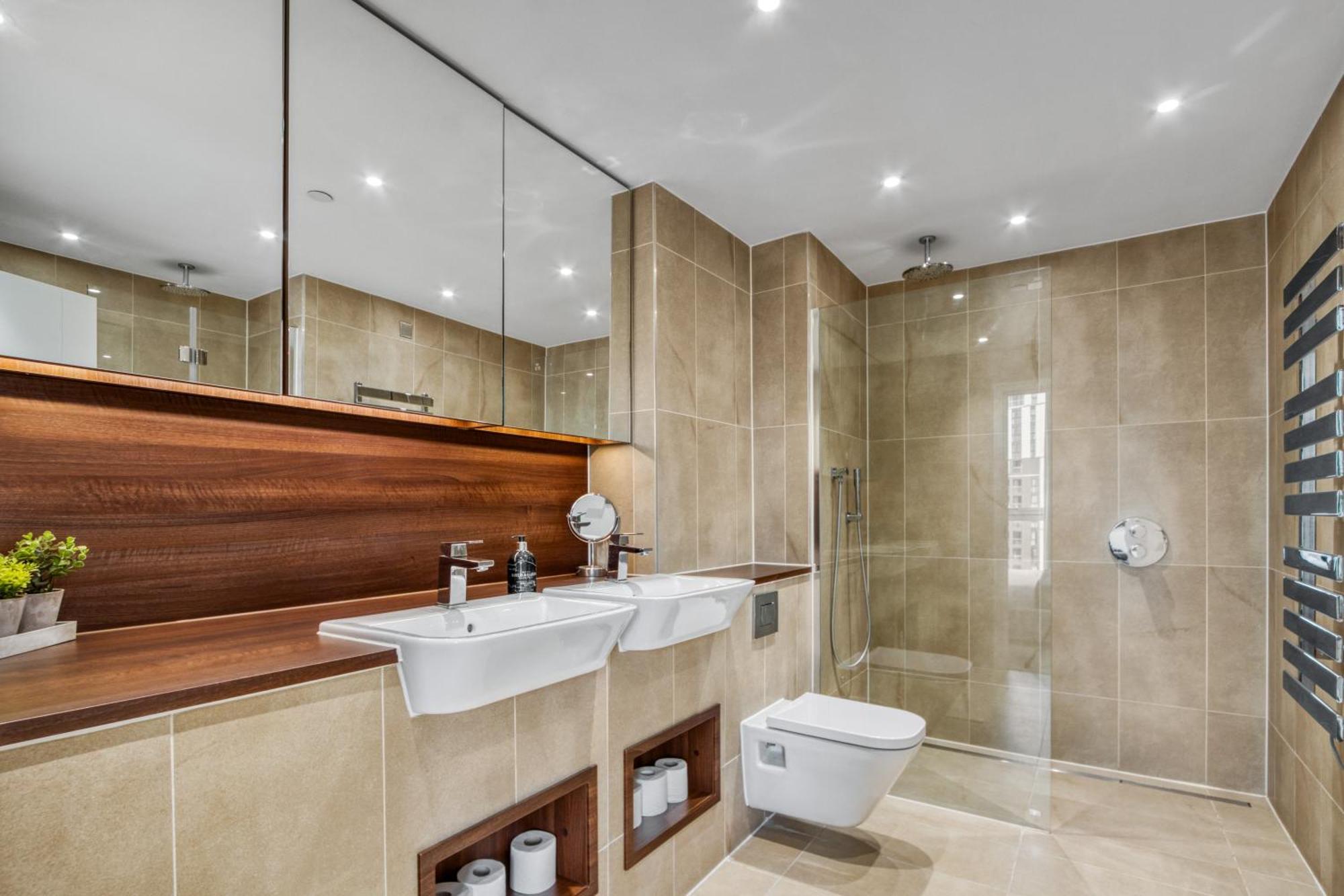 Stunning 360º View Luxurious Penthouse Daire Londra Dış mekan fotoğraf