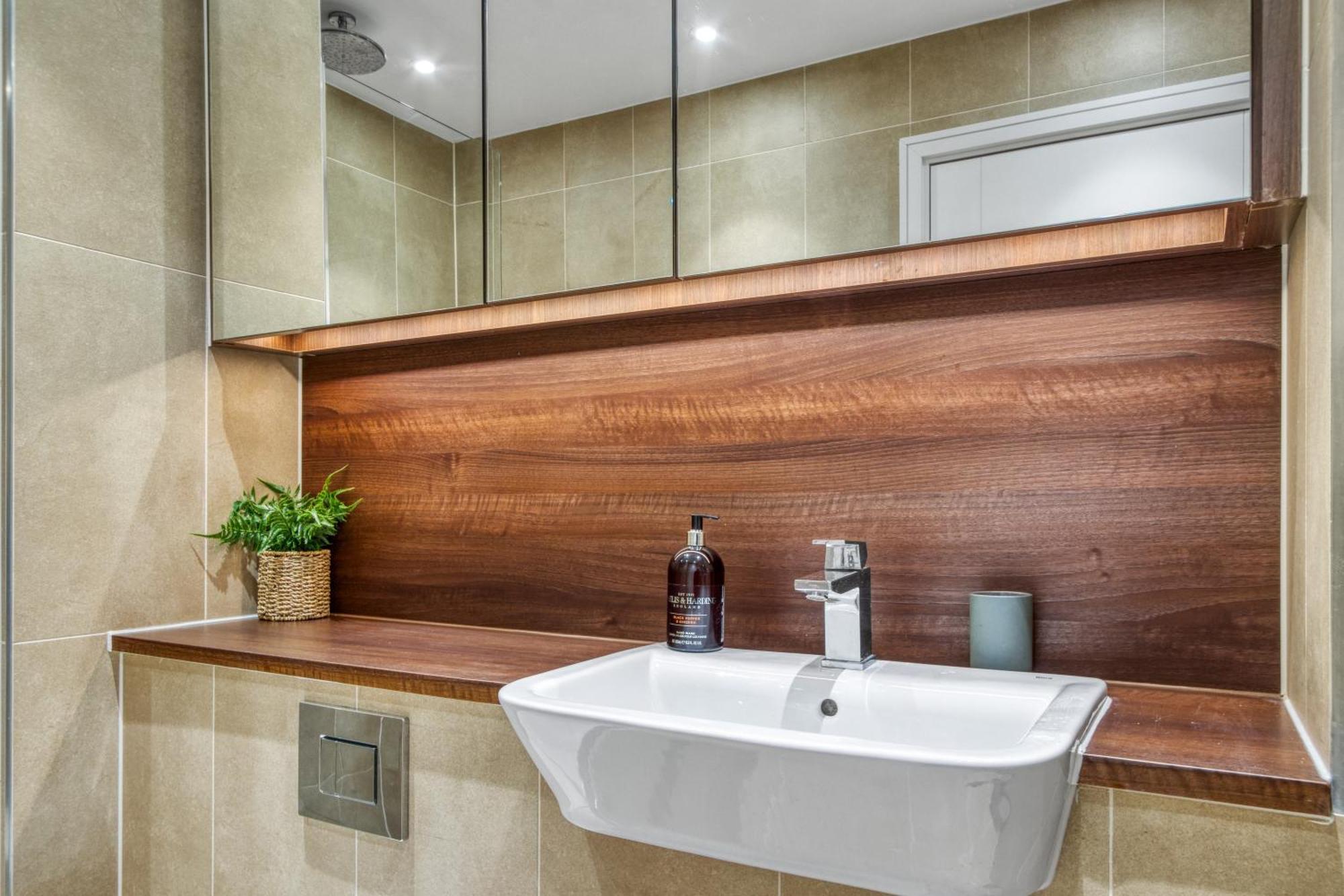 Stunning 360º View Luxurious Penthouse Daire Londra Dış mekan fotoğraf