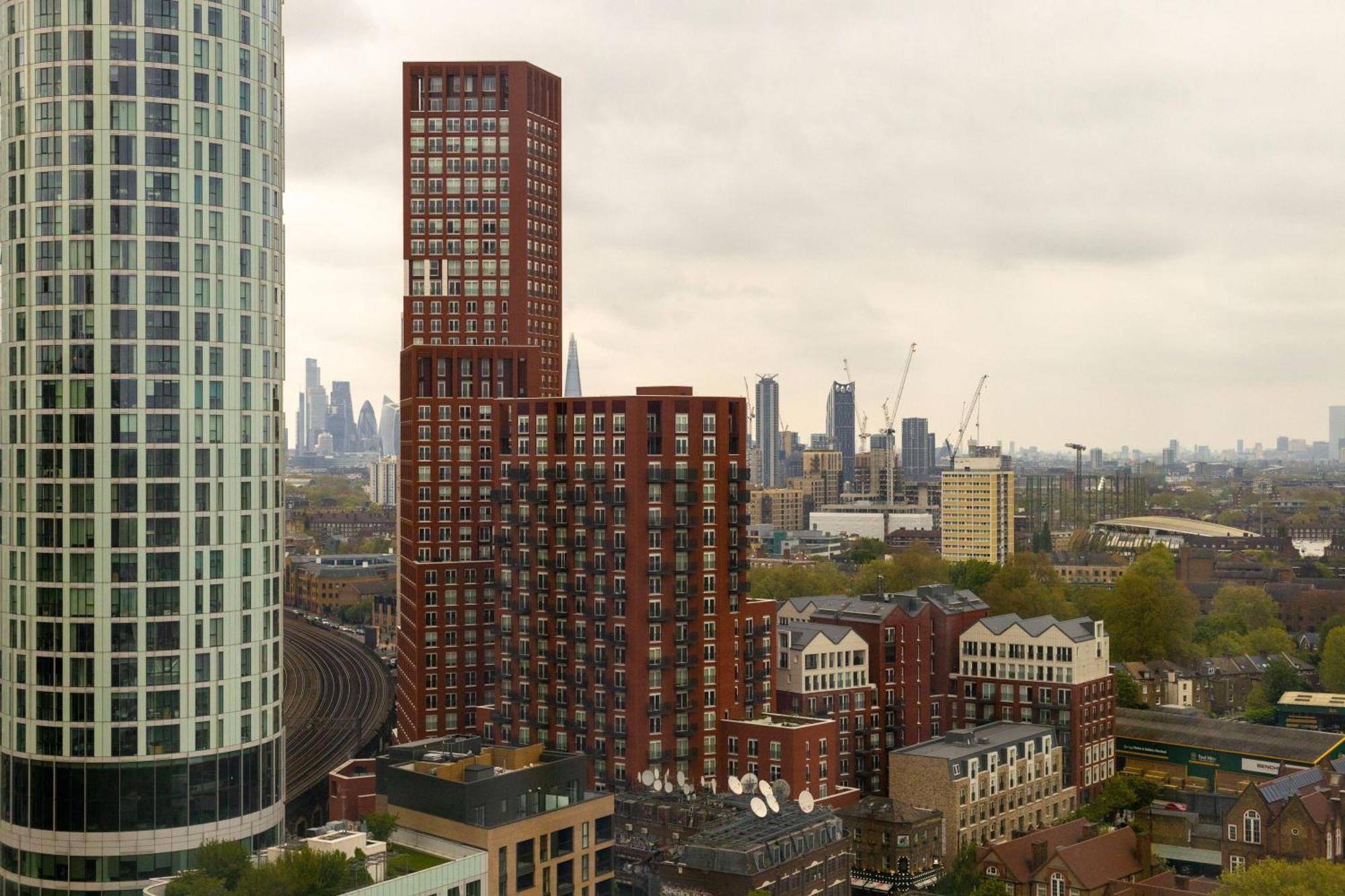 Stunning 360º View Luxurious Penthouse Daire Londra Dış mekan fotoğraf